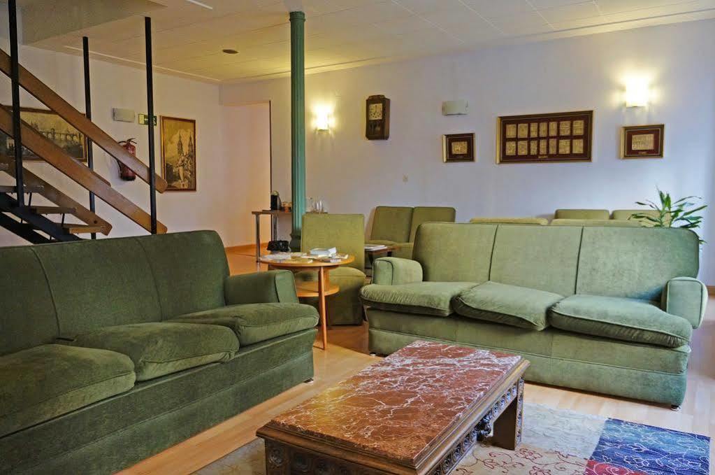 Hostal La Numantina Логроньо Екстериор снимка
