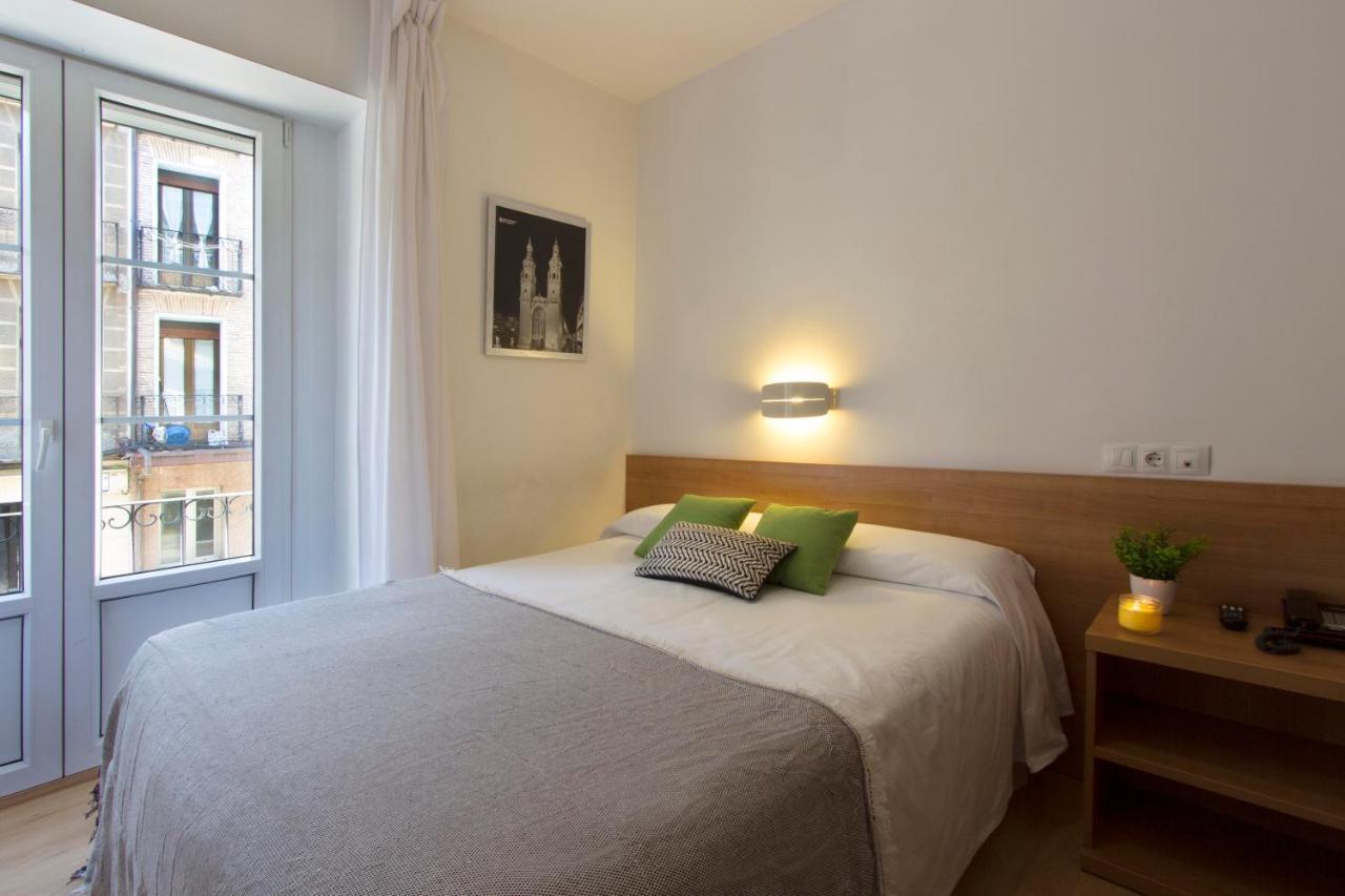 Hostal La Numantina Логроньо Екстериор снимка