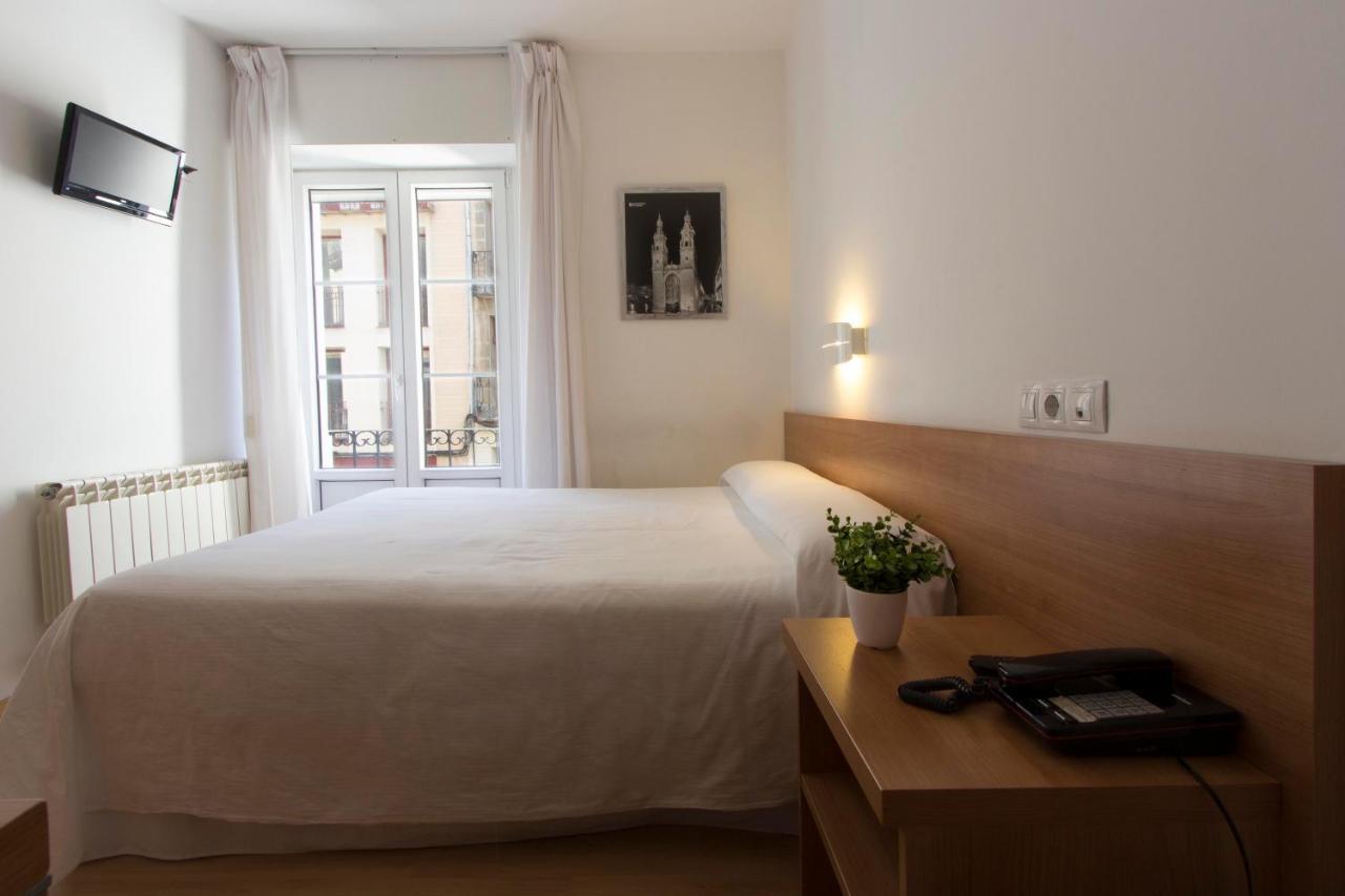 Hostal La Numantina Логроньо Екстериор снимка