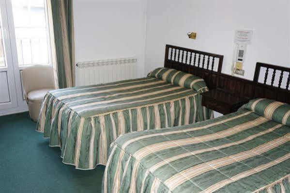 Hostal La Numantina Логроньо Екстериор снимка